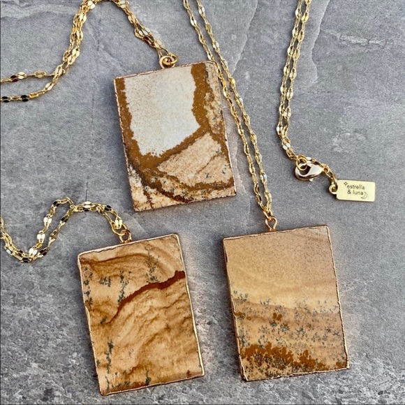 Faelyn Fossil Geology Slice Necklace - Picture 4 of 6
